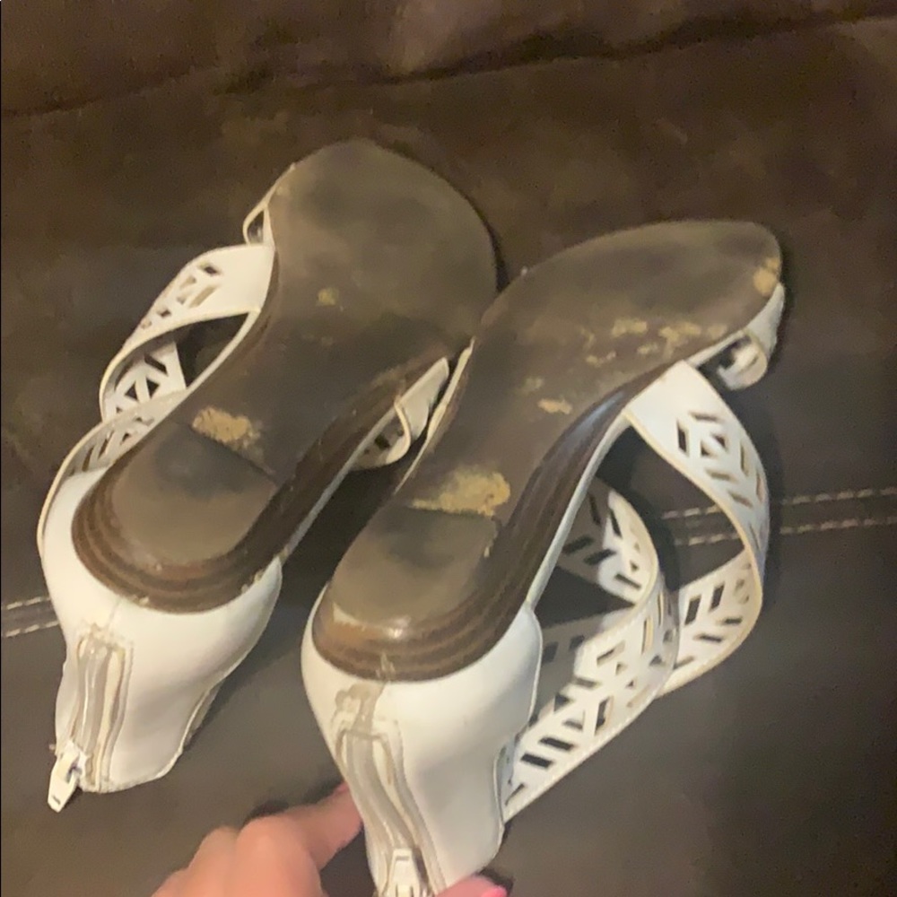 Sandals - Picture 3 of 7
